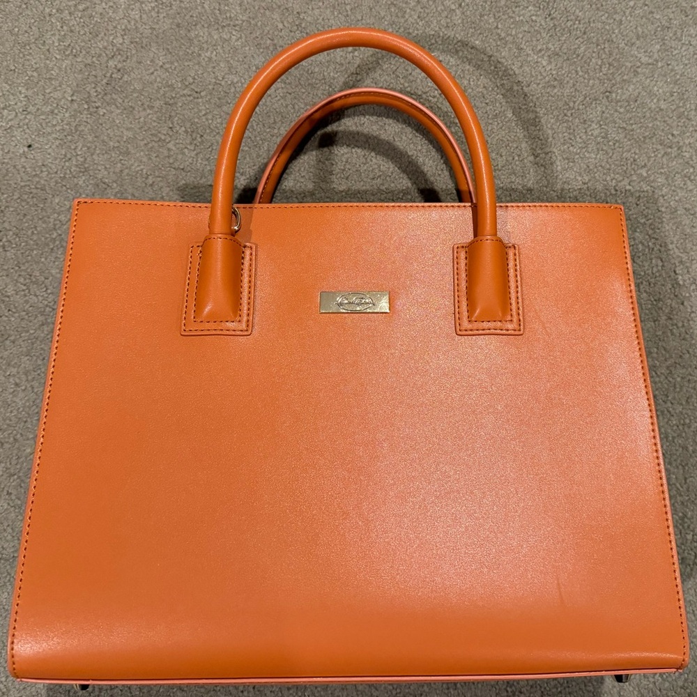 Onna Ehrlich Perfect leather tote!